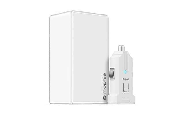 Mophie Çift Çıkışlı Araç ve Seyahat Şarj Cihazı