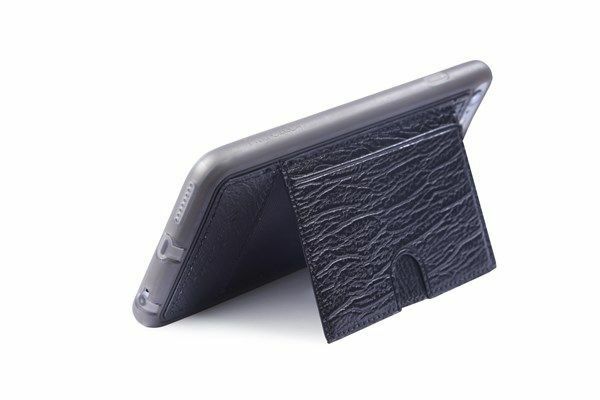 Pierre Cardin iPhone 6 Plus ile Uyumlu Deri Arka Koruma Paneli Siyah PCL-P11