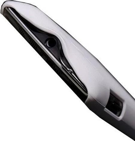 Nillkin Xperia Neo L ile Uyumlu Sert Kauçuk Kılıf Beyaz Renk