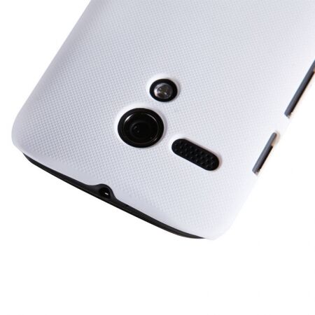 Nillkin Moto G ile Uyumlu Super Frosted Sert Kılıf Beyaz