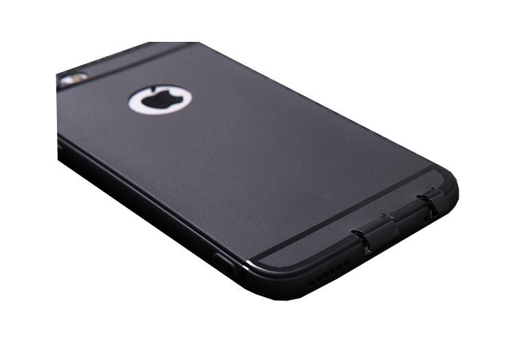 iPhone 6/6S Plus ile Uyumlu Tıpalı Silikon Kılıf Siyah