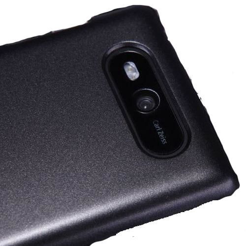 Nillkin Lumia 820 ile Uyumlu Parlak Sert Kauçuk Kılıf Siyah