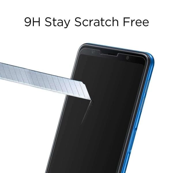 Spigen Galaxy A7 (2018) ile Uyumlu Ekran Koruyucu Glas.tR Slim HD