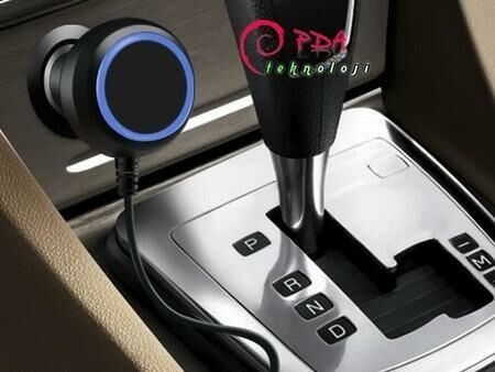 iPad 2 ile Uyumlu Araç Şarj Aleti Siyah Renk