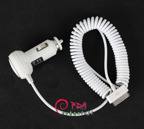 iPad 2 ile Uyumlu Araç Şarj Aleti Beyaz Renk