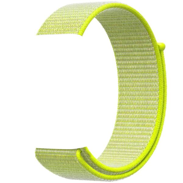 Apple Watch ile Uyumlu 38-40 Kumaş Kayış Fıstık Yeşili